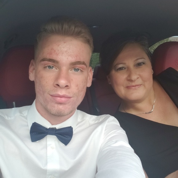 Meet your Posher, Rebecca - Picture 3 of 6